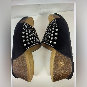 City Classified Womens Cork Suede Slip on wedge sandals Beaded Comfort Size 9